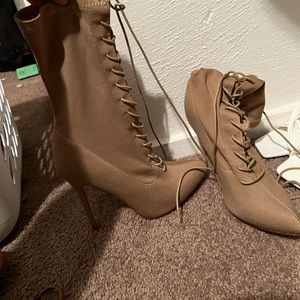 Boots heel